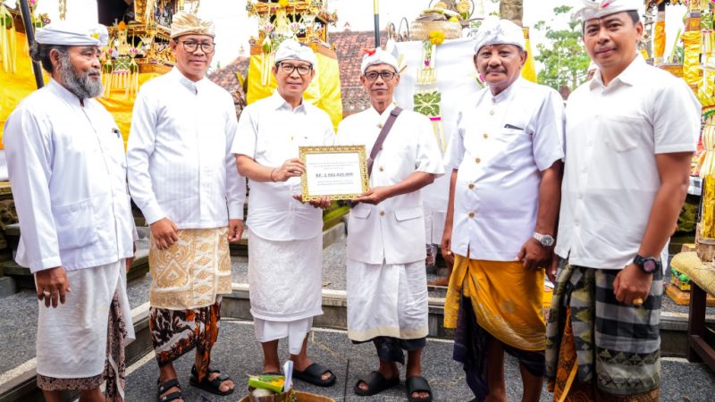 Upacara Pecaruan dan Pemelaspasan di Pura Dadia Tangkas Kori Agung, Banjar Tengah Kaler, Gulingan