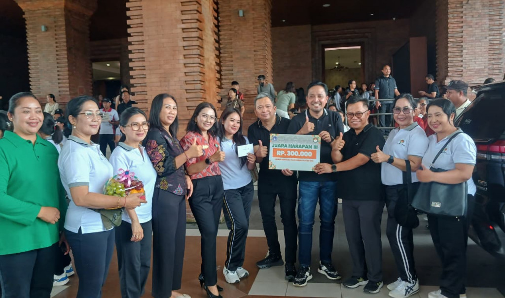 Meriahkan HUT ke-16 Kota Mangupura, OPD Unjuk Ketangkasan Masak Nasi Goreng