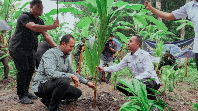 Peresmian Ketahanan Pangan Nusakambangan dan Penanaman Pohon Kelapa di Seluruh Indonesia