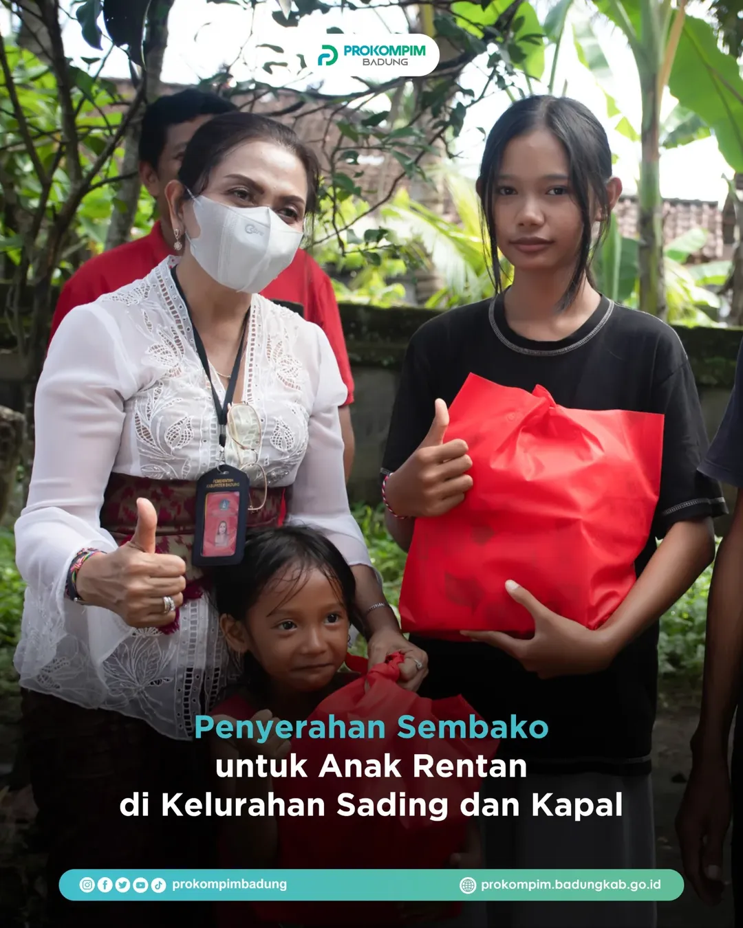 Penyerahan Sembako untuk Anak Rentan di Kelurahan Sading dan Kapal