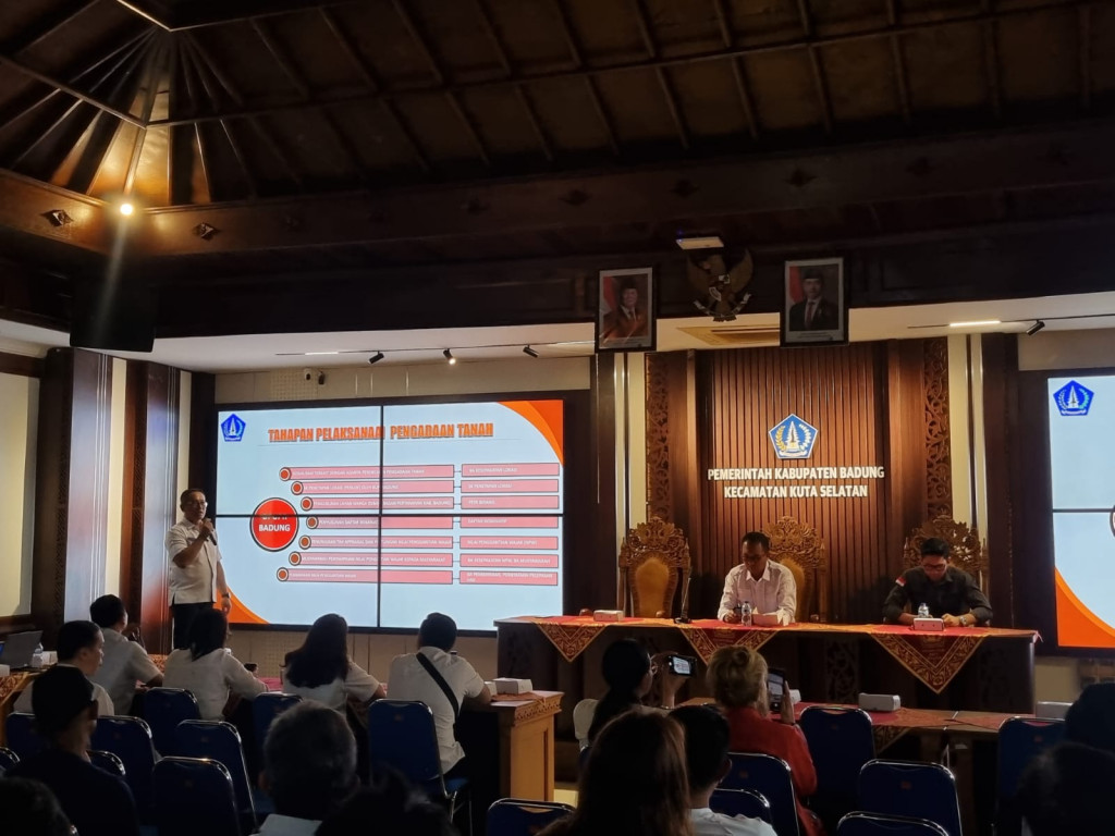 Bupati Adi Arnawa Kebut Progres Pembangunan Jalan Lingkar Selatan