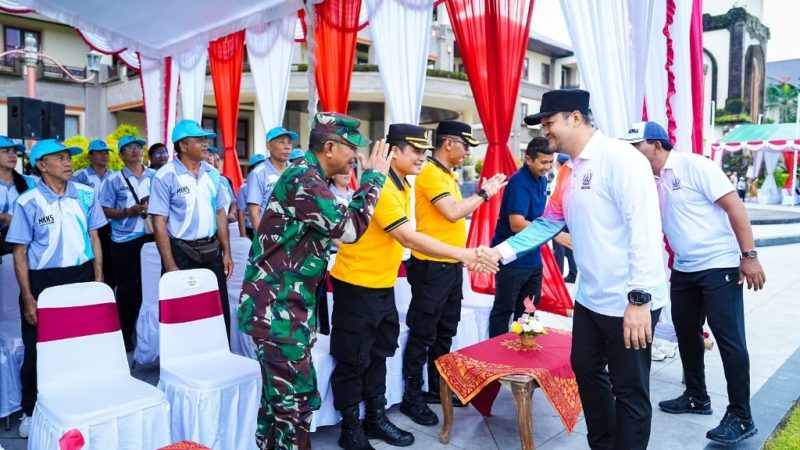Lepaskan Panah, Wabup dan Ketua DPRD Badung Resmi Buka Porsenijar Badung 2026