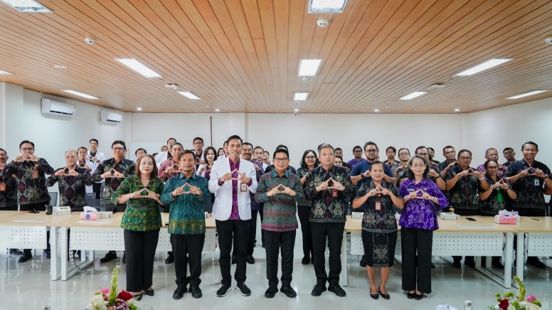 Bupati Tinjau Kesiapan Operasional RSUD Giri Asih Harapkan Jadi RS Rujukan Terbaik