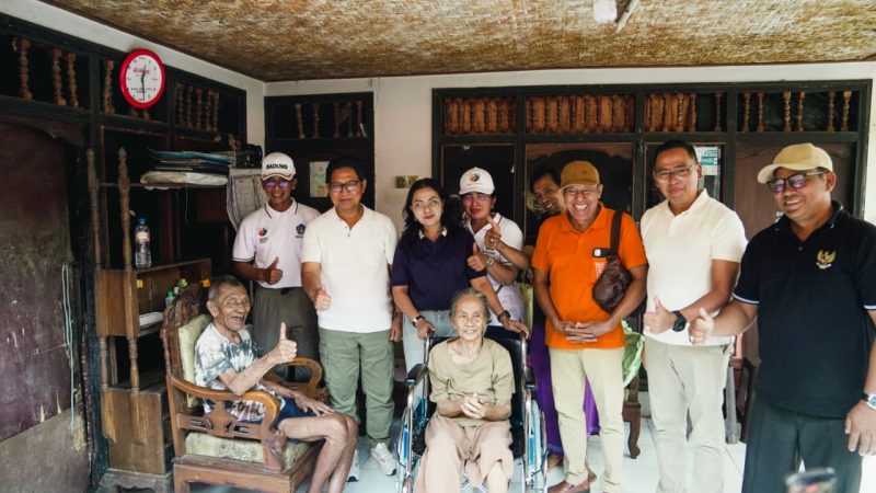 Bupati Dan Ketua K3s Badung Sambangi Warga Disabilitas Di Abianbase