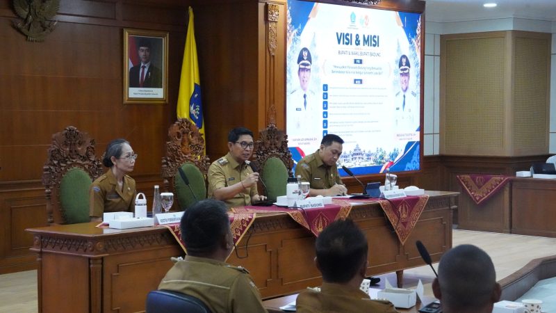 Buka Rakor Pembangunan Desa