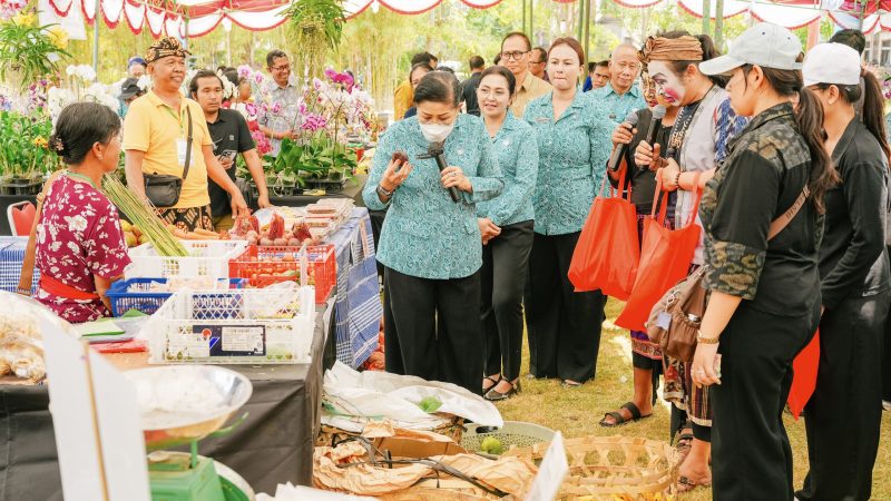 Jadi Tuan Rumah “berbelanja Dan Berbagi” Ke-8, Badung Hadirkan 131 Pelaku Usaha Lokal Dan Bantu 100 Warga